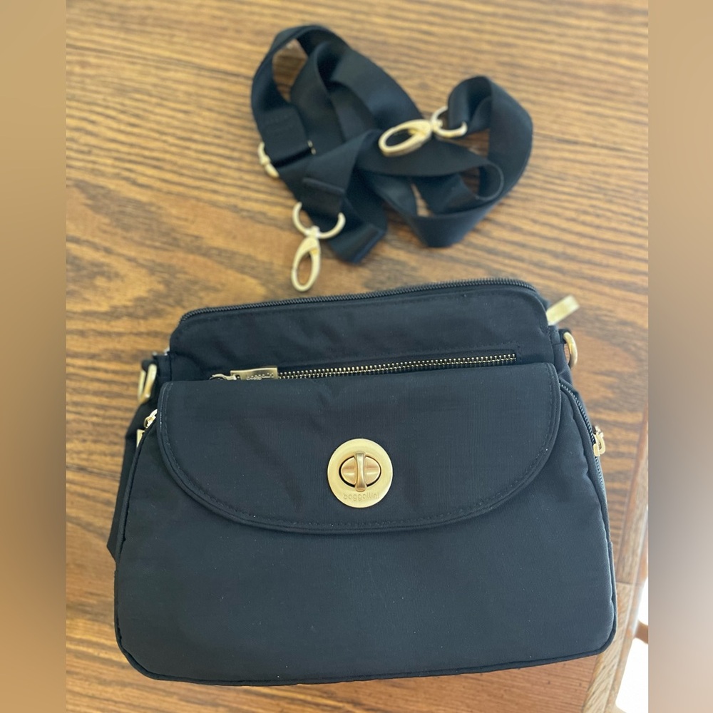 Baggallini Black Crossbody Bag with Gold Hardware